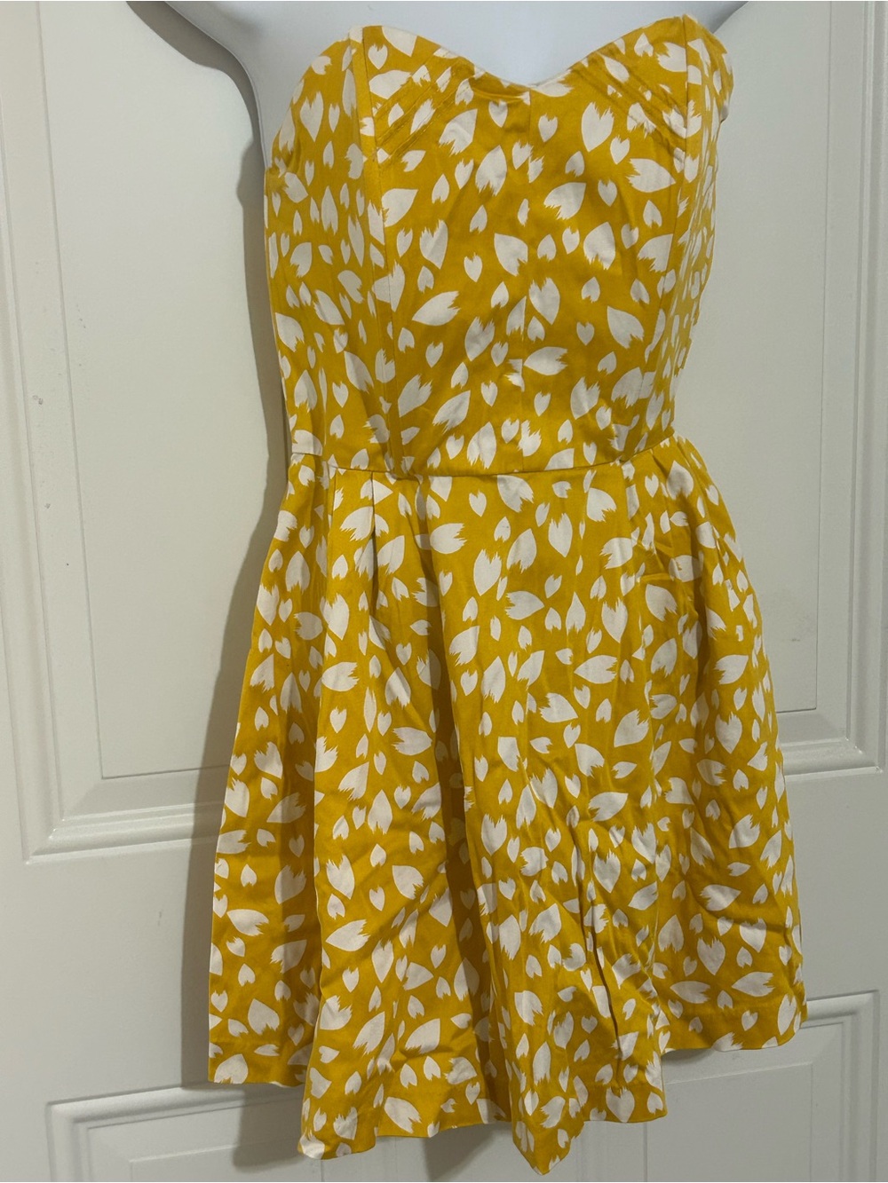 Material Girl Yellow and White Leaf Print Strapless Dress